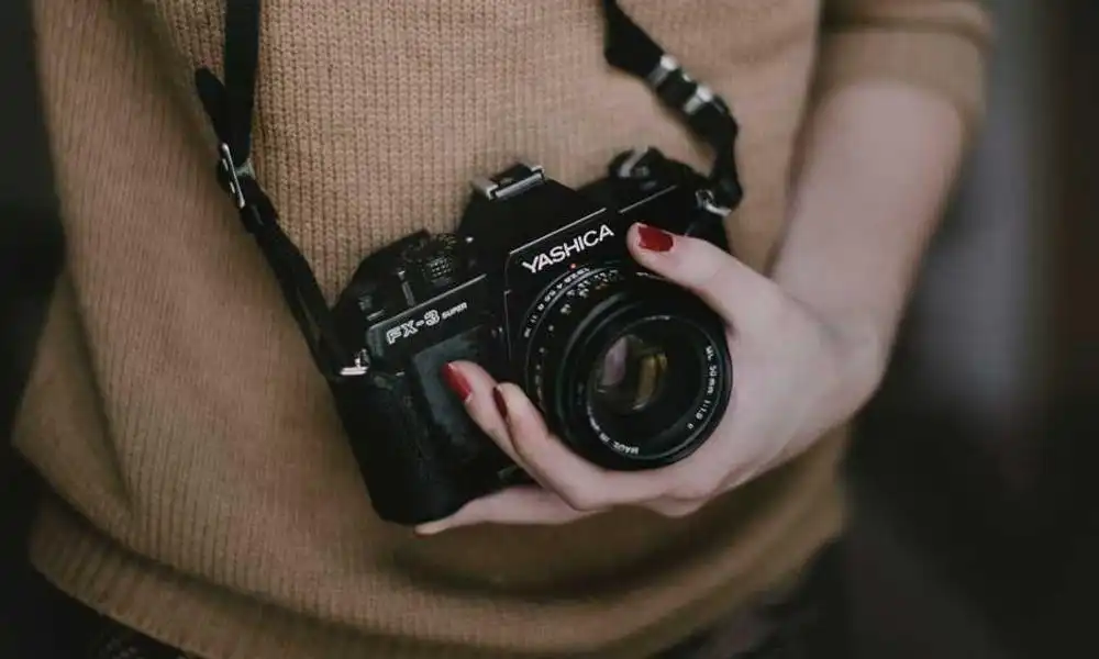 女性身材密码：体重与腰围的黄金比例揭秘