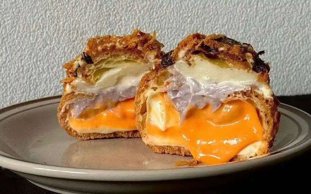 新中式烘焙十年,为何再无肉松小贝?