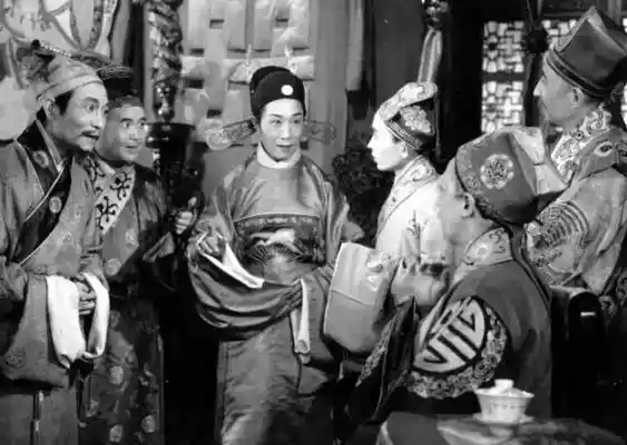 《善行有痕,德润人心:乔老爷上轿背后的家风密码》