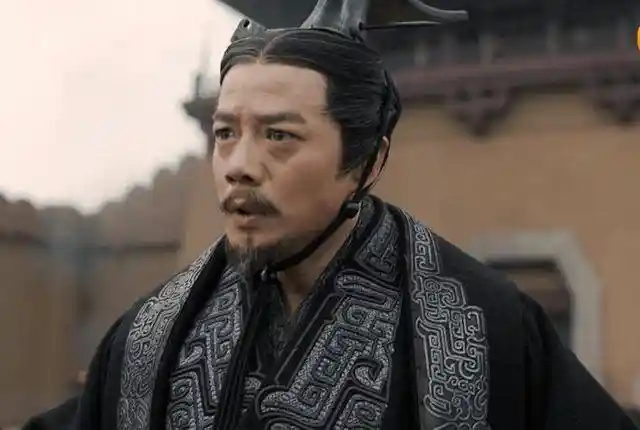 小兵救秦始皇一命，索要五十美女，背后竟藏着帝国秘密？