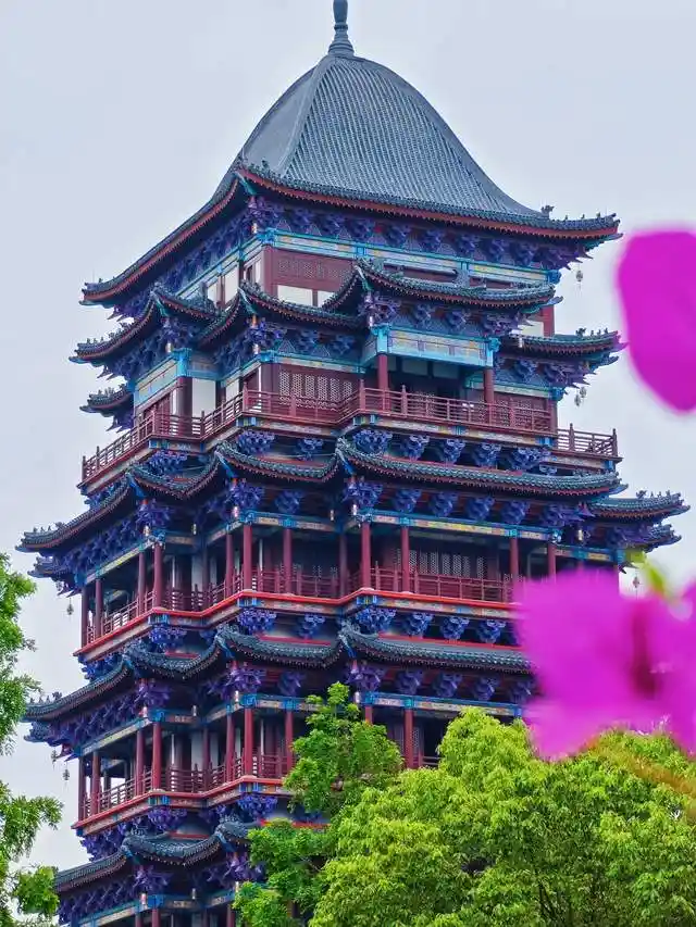 南充秘境曝光!这份攻略带你解锁嘉陵江畔绝美打卡地