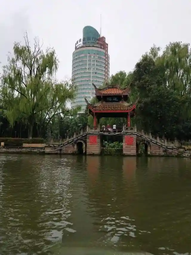 南充秘境曝光!这份攻略带你解锁嘉陵江畔绝美打卡地