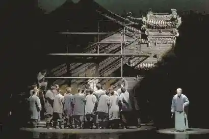 金秋艺汇上海，中外精品璀璨绽放