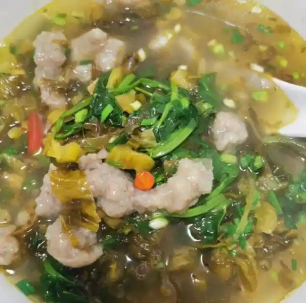 贵州家常汤惊艳亮相:花椒香遇嫩滑肉,一碗入魂让人欲罢不能