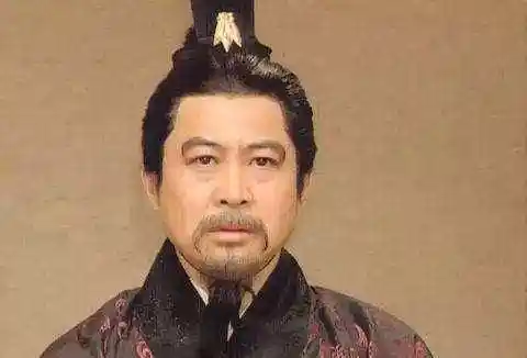 刘备临终托孤谜团：为何选李严而非诸葛亮？