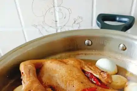 四川卤鸭秘籍大公开：舌尖上的非遗风味，家家户户抢着学的爆款做法！